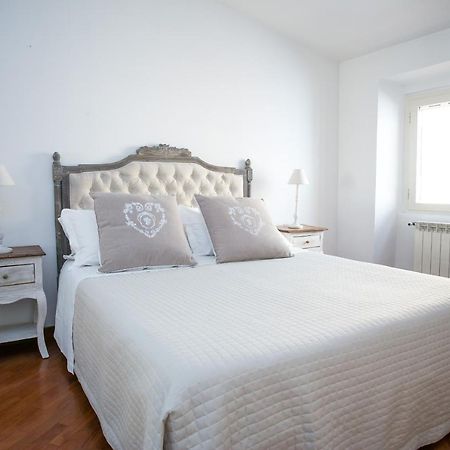 Appartamento Magenta Luxury Cappellari 41 Roma Esterno foto
