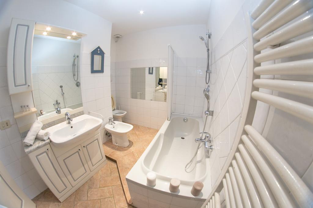 Appartamento Magenta Luxury Cappellari 41 Roma Esterno foto